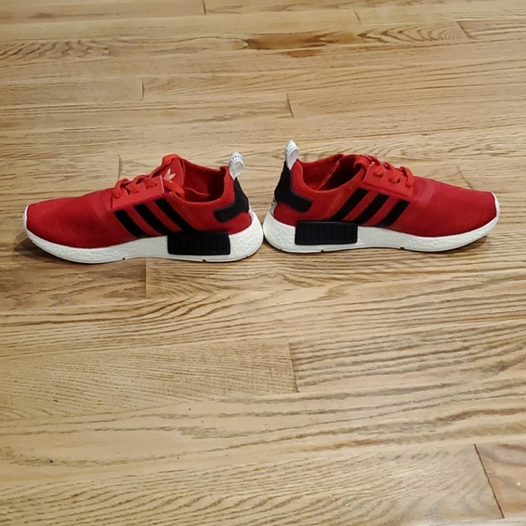Adidas NMD R1 Core Red - Picture 12 of 14